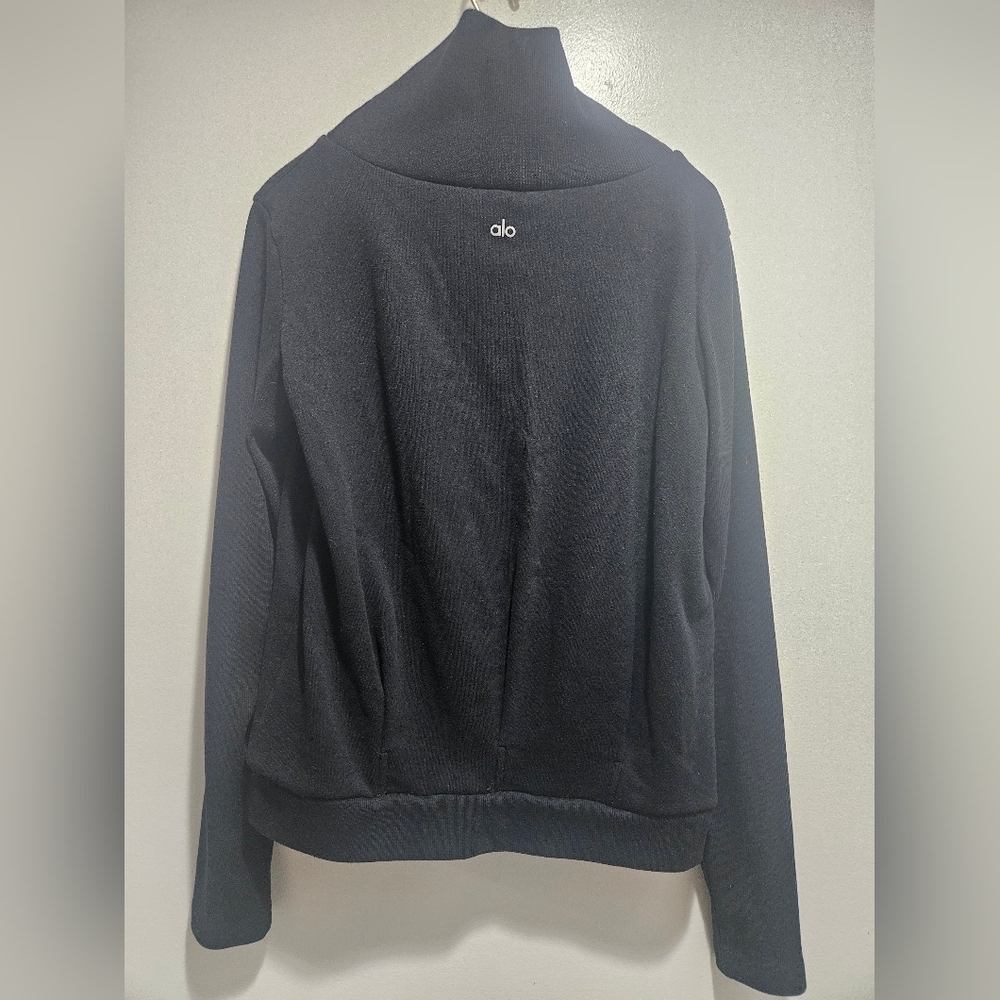 Alo Yoga-Women's Black Sweater Size M Turtle Neck. - Picture 2 of 6